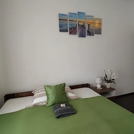 빌라 Elizabeth Vendeghaz Balatonfuzfon A Strandnal Balatonfůzfő