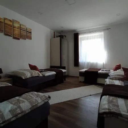 Elizabeth Vendeghaz Balatonfuzfon A Strandnal 빌라