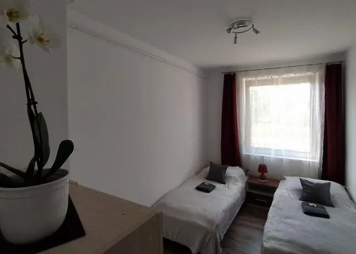 Elizabeth Vendeghaz Balatonfuzfon A Strandnal Villa Balatonfůzfő