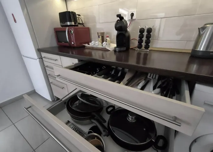 Elizabeth Vendeghaz Balatonfuzfon A Strandnal Villa Balatonfůzfő